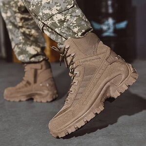 Military boot 🥾 size 41 mens us size 8